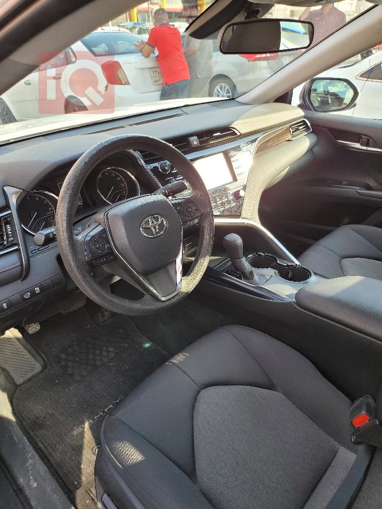 تۆیۆتا کامری